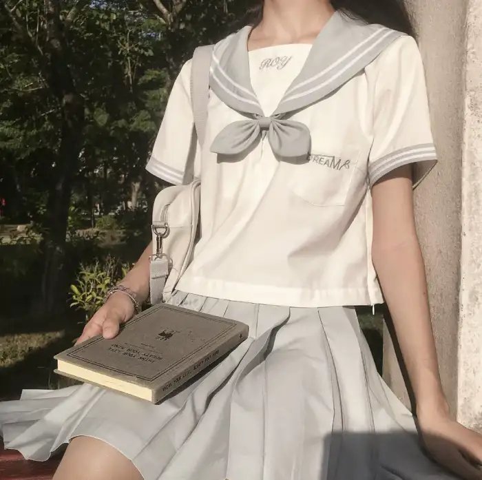 恶灵学院